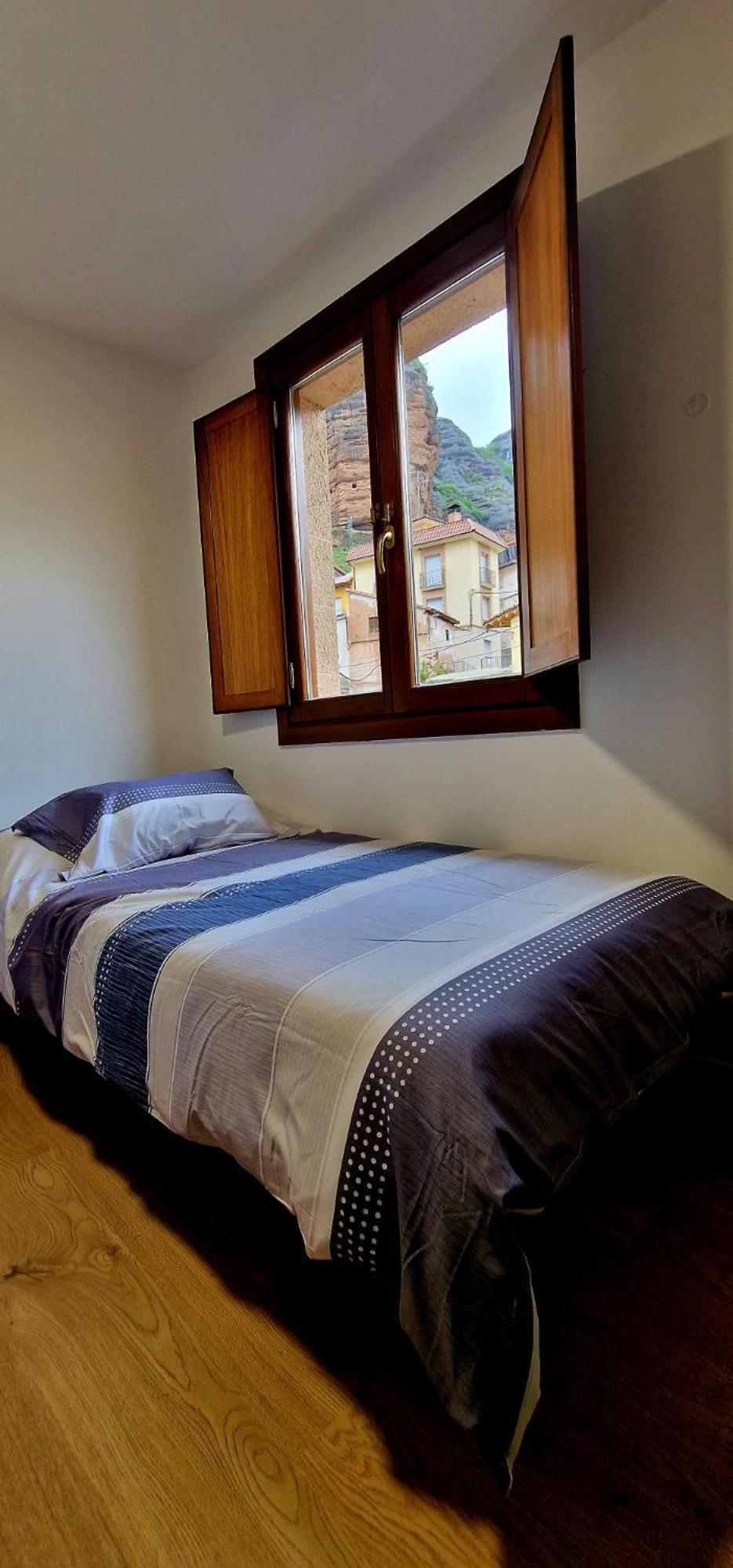 Los Tres Mallos Islallana 部屋 写真